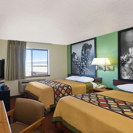 Super 8 By Wyndham Alamogordo - White Sands Exterior photo