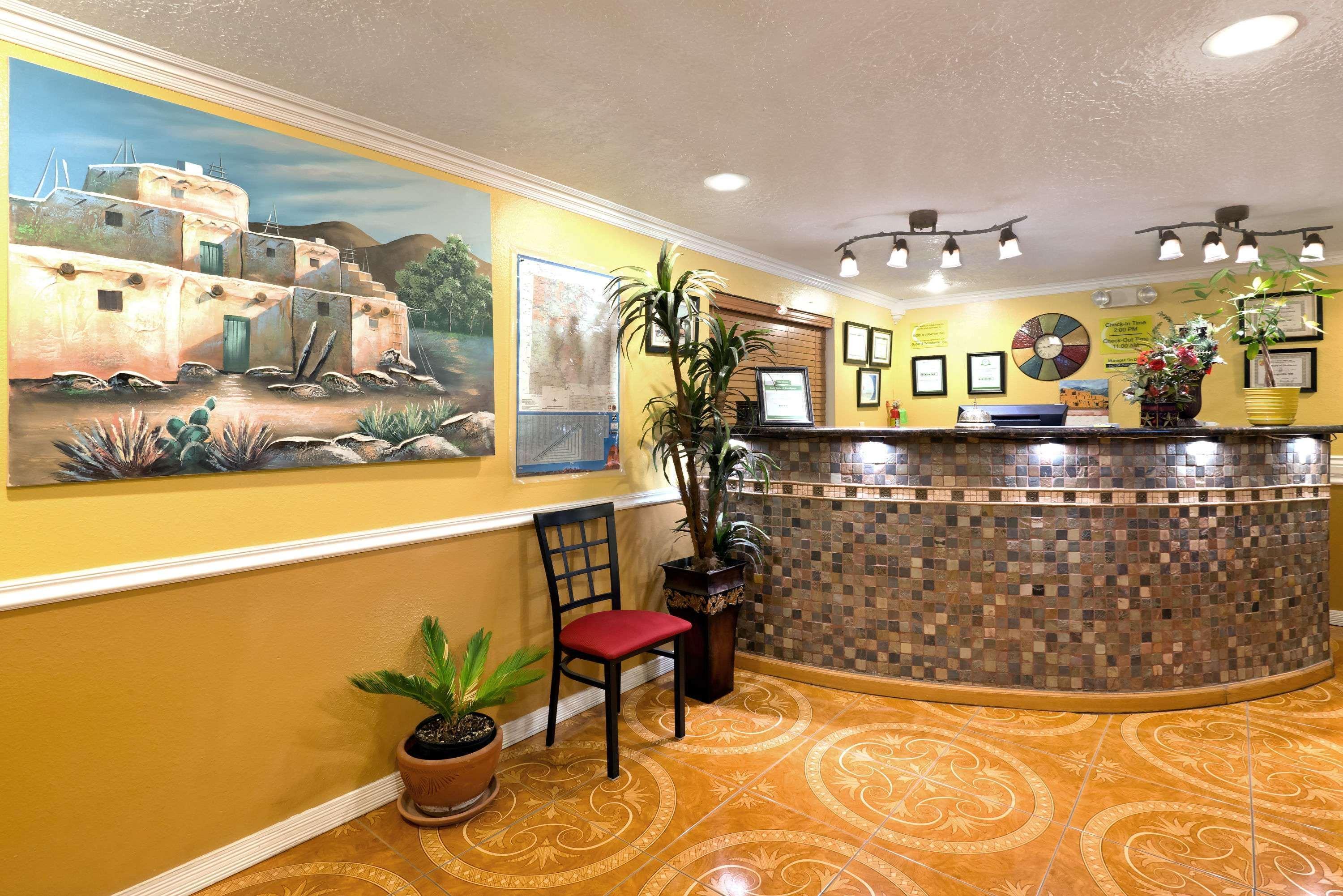 Super 8 By Wyndham Alamogordo - White Sands Exterior photo