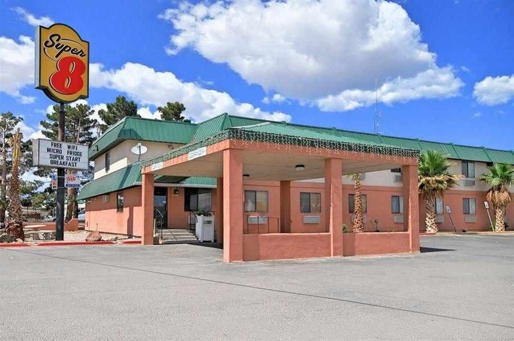 Super 8 By Wyndham Alamogordo - White Sands Exterior photo